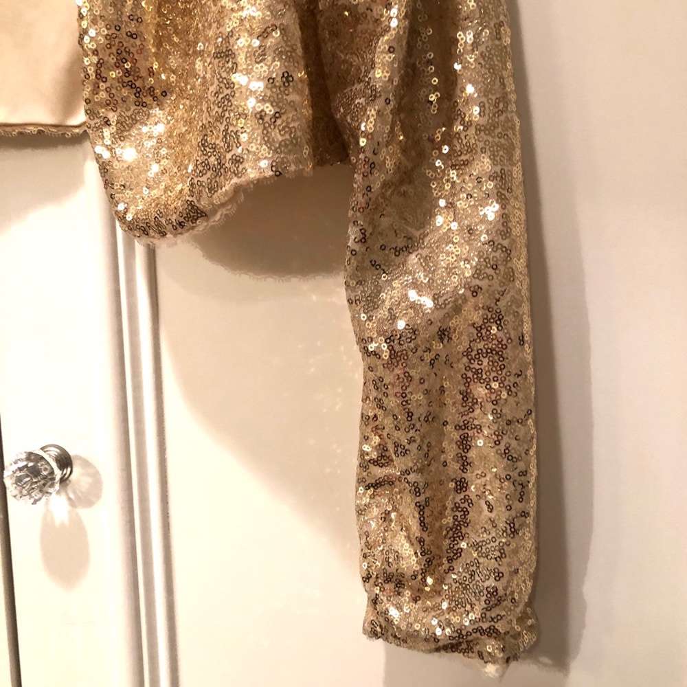 🎀DONATED NWT Elegant Bolero Jacket Gold 🎀 - Picture 6 of 7